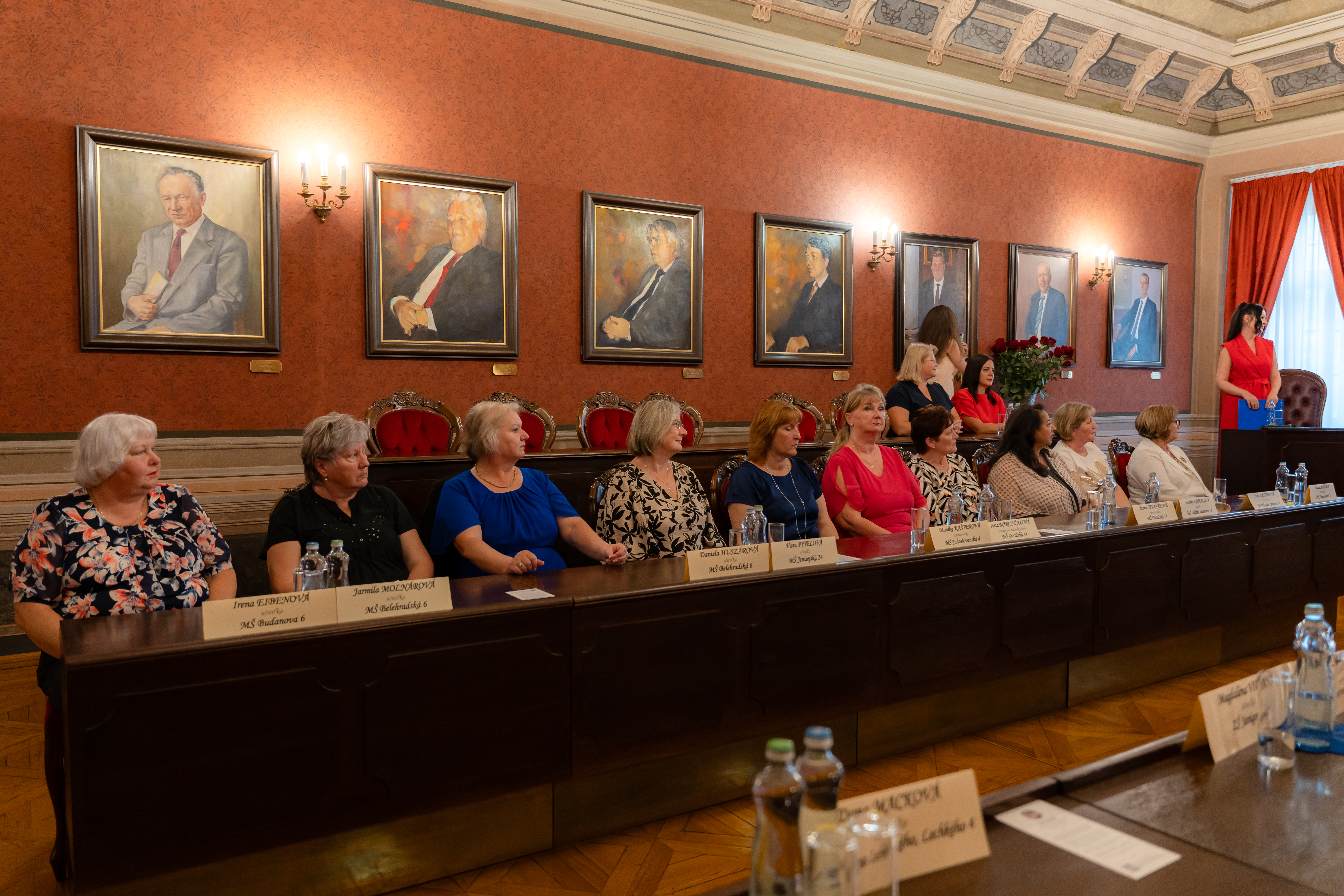 Rozlucka so zamestnancami skol odchadzajucimi do dochodku-6